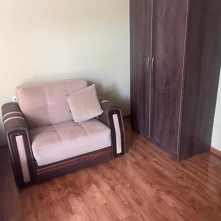 Guest House Madonna Kobuleti Ngoại thất bức ảnh