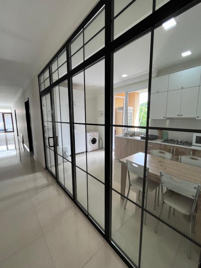 Guest House Madonna Kobuleti Ngoại thất bức ảnh