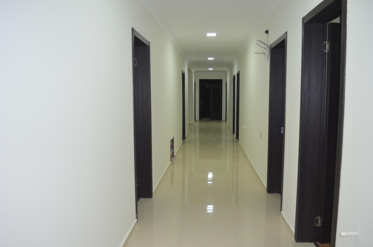 Guest House Madonna Kobuleti Ngoại thất bức ảnh